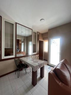 Cozy Apartment Puncak Dharmahusada 3BR 70m2 - Surabaya - 2