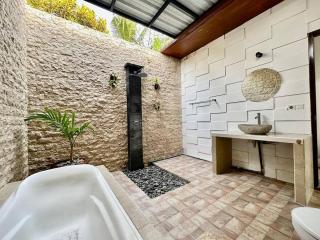 Villa 1 min for PARQ - Ubud - 3