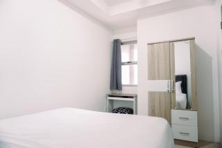 Comfort and Homey 2BR Belmont Residence Puri Apartment By Travelio - Jakarta - 4