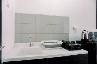 Comfort and Homey 2BR Belmont Residence Puri Apartment By Travelio - Jakarta - 3