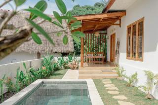 Private Villa with Pool, Office & King size bed - VILLA KANIA - Kuta Lombok - 9