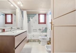 Elegant apartment with Sea View - Voula - Athens - 3