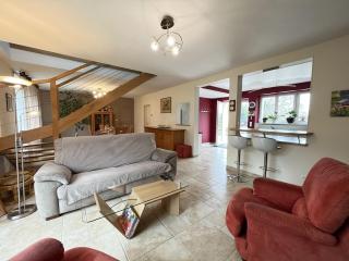 Villa Isaac - Piscine naturelle - Proche Boulerie Jump - 8p - Le Mans - 9
