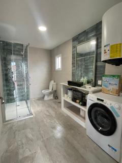 Renovated penthouse with terrace next to the metro - Sevilla - 0