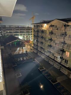 Anya and Christof's Condo at Amani near Airport - Pusok - 2