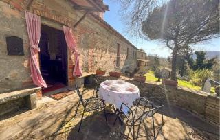 Cozy Apartment In Croce Di Castiglione - San Secondo - 5