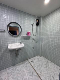 GM6 - Samyan 4floors, 4mins walk to Bantadtong - 5