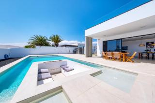 White House - Puerto Calero - 9