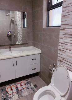 serene suites two bedroom apartment with heated swimming pool fully equipped gym ample parking space child play area and a relaxing rooftop with scenic views - Nairobi - 1