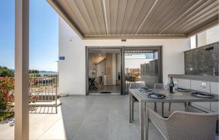 Stunning Apartment In Brodarica - Brodarica - 1