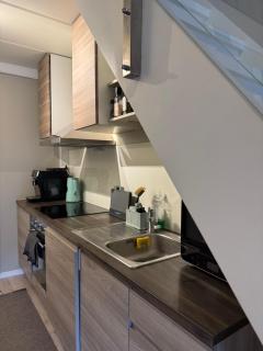 Modern apartment with sunny balcony- Central Location - Gol - 4