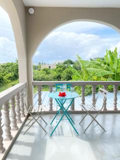 Lakaz Koray - Charming 2-Bedroom Apartment Near Grand Gaube Beach - Grande Gaube - 0