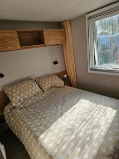 Grand Mobil-Home 6 personnes neuf "vue lac" Parentis en Born Camping Le Pipiou 4 étoiles - Parentis-en-Born - 4
