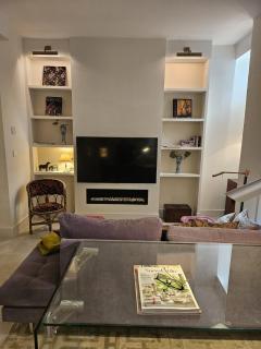 Stylish Underground Haven in Chic Salamanca - Madrid - 3