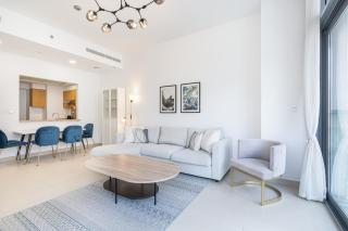 Stunning Downtown Home with Full Burj View - Sabkhah - 3