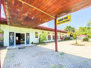 San Sui Hotel Mitra RedDoorz - - 5