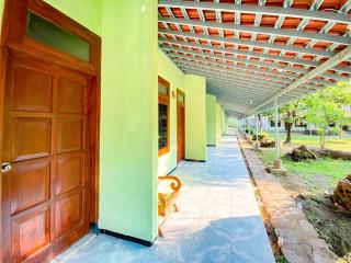San Sui Hotel Mitra RedDoorz - - 1