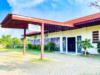 San Sui Hotel Mitra RedDoorz - - 0