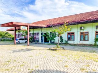 San Sui Hotel Mitra RedDoorz - - 6