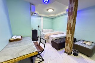 Bankhunchang Guest House บ้านขุนช้างห้องพักรายวันรามคำแหง - Ban Song Krathiam - 9
