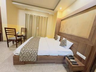 hotel neelam paradise - 4