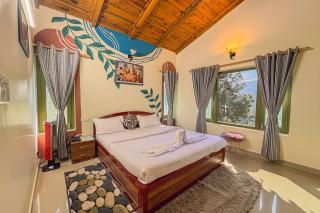 THEHIMALAYANLIVING WHISTLING PINES - Mukteswar - 6