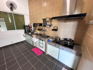 Golden Villa Homestay - Bintulu - 3