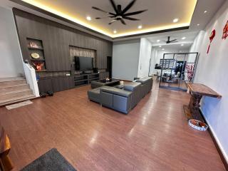 Golden Villa Homestay - Bintulu - 0
