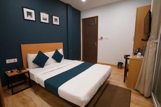 Hotel MVR Stay By Admire 51 - Noida - 3