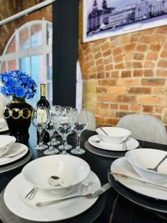 Central 1-Bed Apt Steps from Nightlife - Liverpool - 3