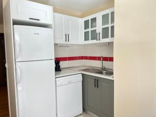 One Bedroom Central Apartment - Istanbul - 6
