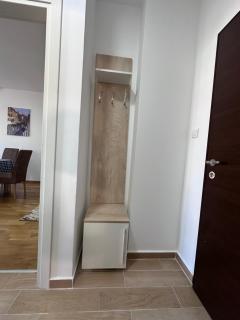 Modern 1BR with Garage, Great Spot - Podgorica - 3