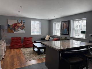 Apartment in the Heart of Buxton - 8