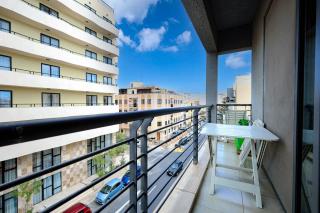 Modern 3BR Stylish & Spacious Apartment - Close to Sliema Promenade - Il-Gżira - 9