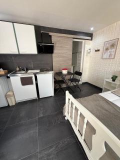 Joli studio au Rez de chaussée - Beaune - 3