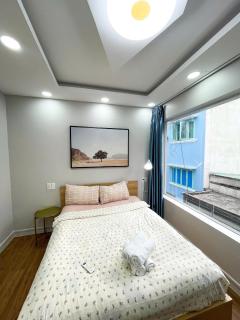 Nhà 4Brs 5wc Bùi Viện Quận 1 - 1