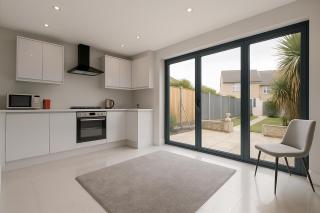 Beautiful Bright Three Bedroom House in Brighton and Hove with free parking - 1