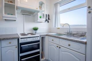 Bayview 32 - 2 Bedroom Chalet - Bayview Oxwich - Oxwich - 2