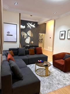 Premium 2-bedroom apartment in Lekki phase one - Lekki - 7
