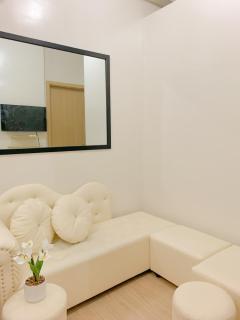 Oasis Suites Staycation - Manila - 1