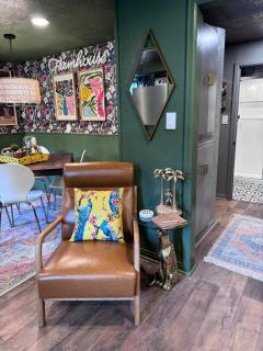 Kitschy Kottage - - 4
