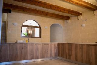 4 Bedroom Holiday Home with Private Pool - Għarb - 5