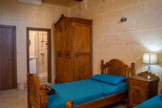 4 Bedroom Holiday Home with Private Pool - Għarb - 4