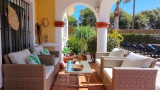 4 Bedroom Luxury Villa with 15m Pool For Up-To 10 Guests - Alicante - 5