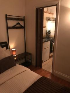 The Cosy studio - London - 4