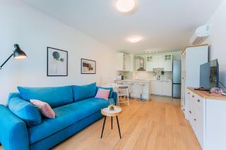 Flex SelfCheckIns 149 - Zagreb - Bedroom - Garage - Loggia - Zagreb - 5