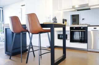 Modern 2BR at a Prime Location with Balcony - Brisbane - 7