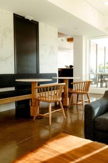 Dexter Hotel - 4
