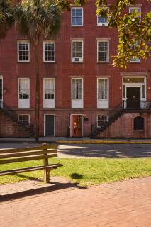 Steps From Broughton Walk To Shops And Bars-1-2 - 4