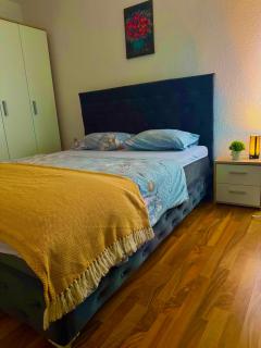El&Ma Apartment - 3 bedroom apartment close to Sarajevo City Center, Sunnyland with balcony- free parking - Sarajevo - 3